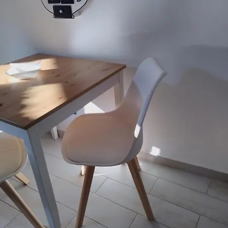 Futura House Apartman *
